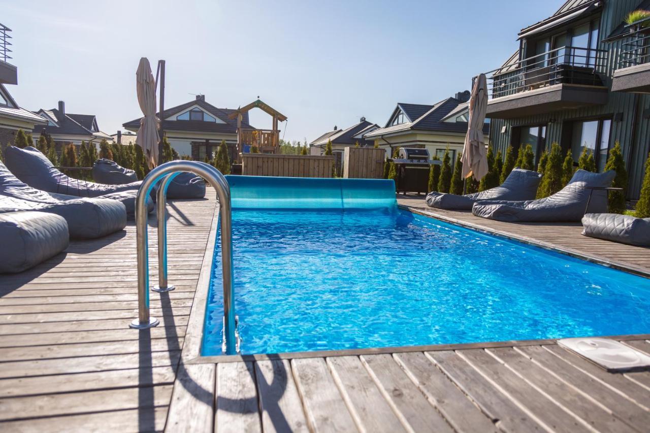 Lilly Apartment With Pool And Terrace Połąga Zewnętrze zdjęcie